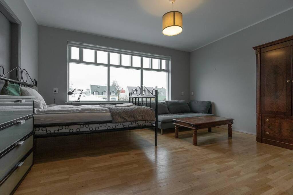 Central - 4 Bedroom Apartment Reykjavik