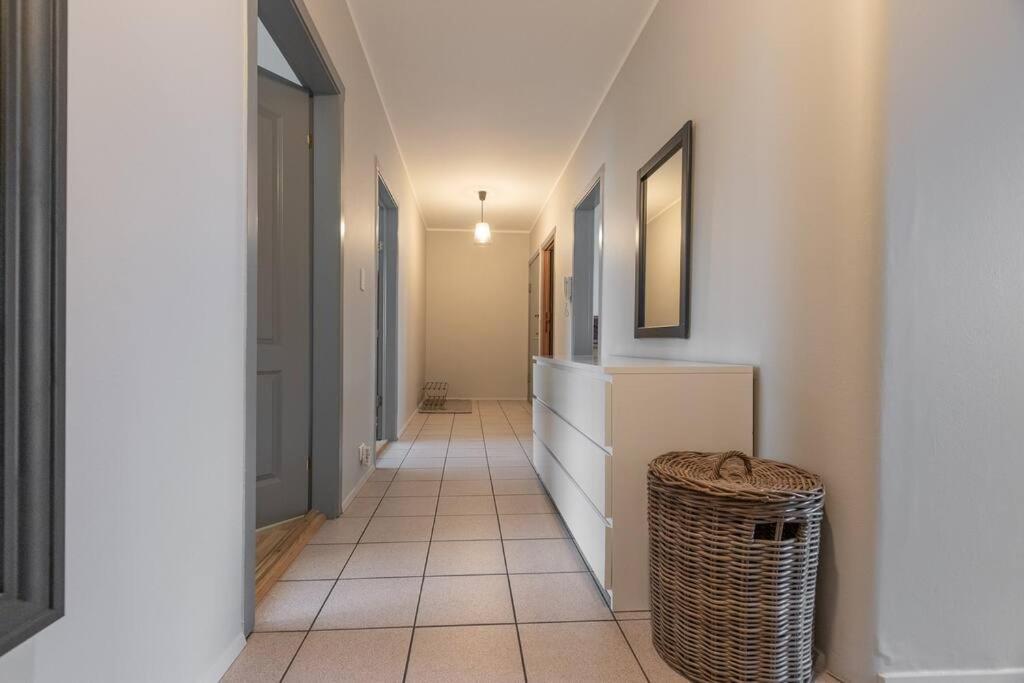 Apartment Central - 4 Bedroom *