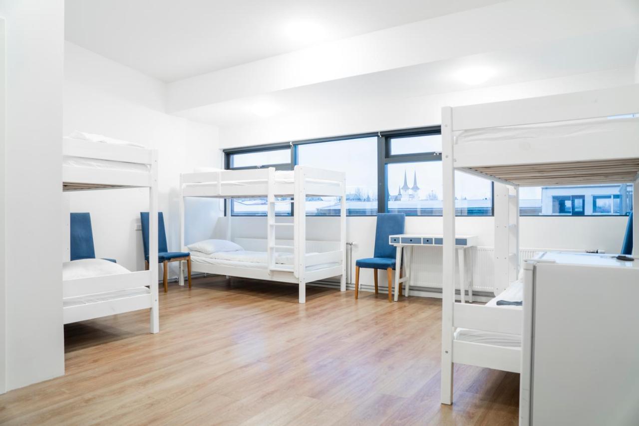 Pavi Guest house