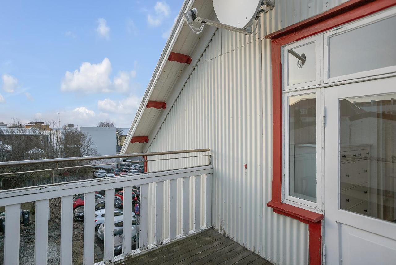 Berg * Reykjavik