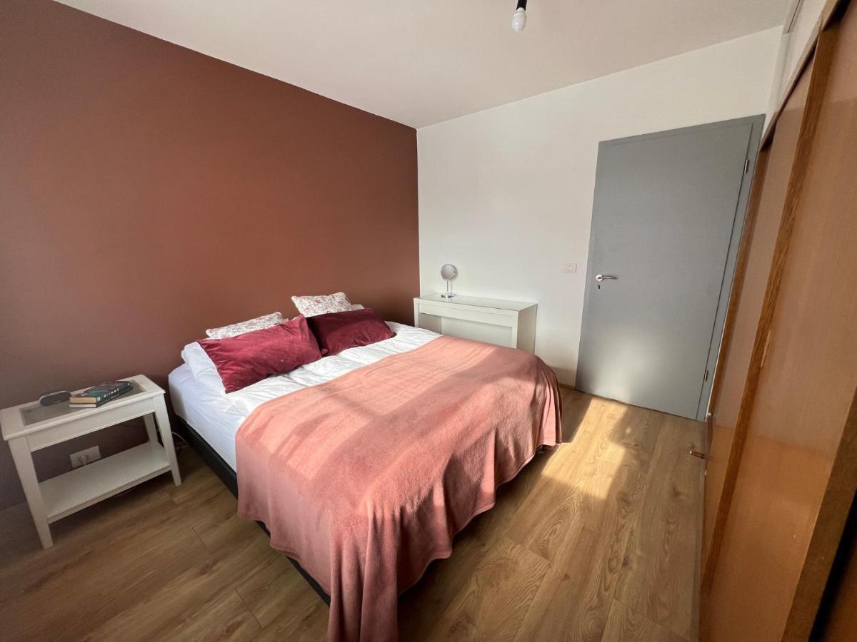 Jm - A Cozy Two Bedroom