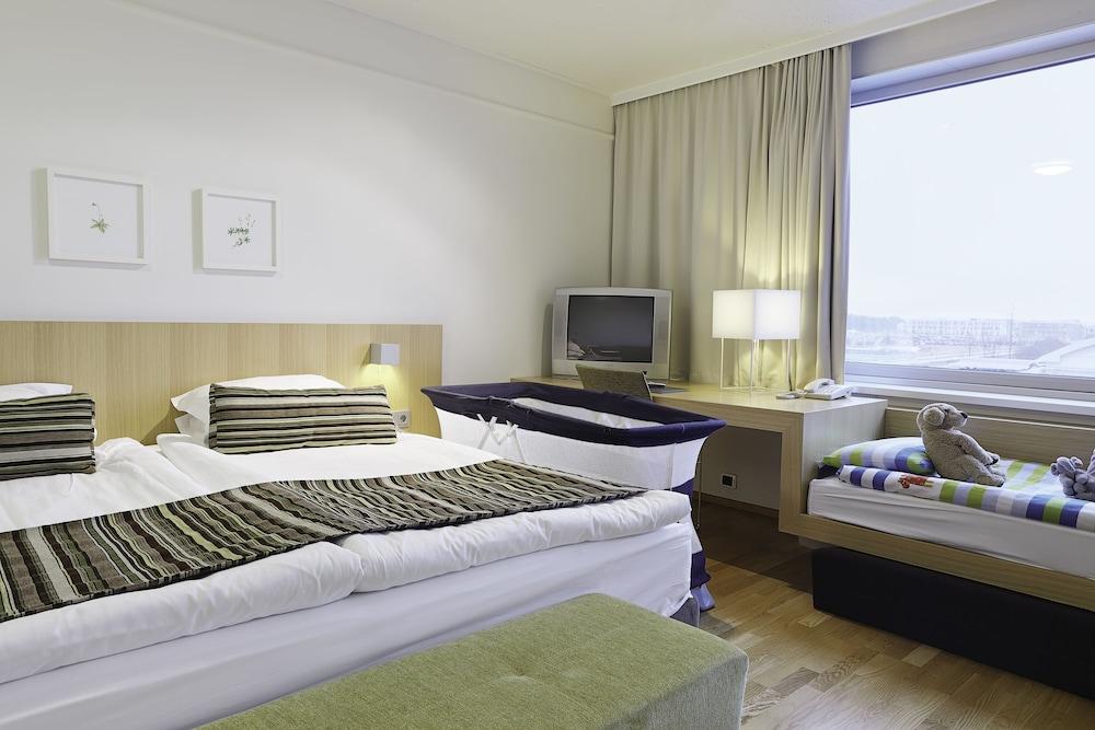 Natura - Berjaya Iceland Hotel 4*