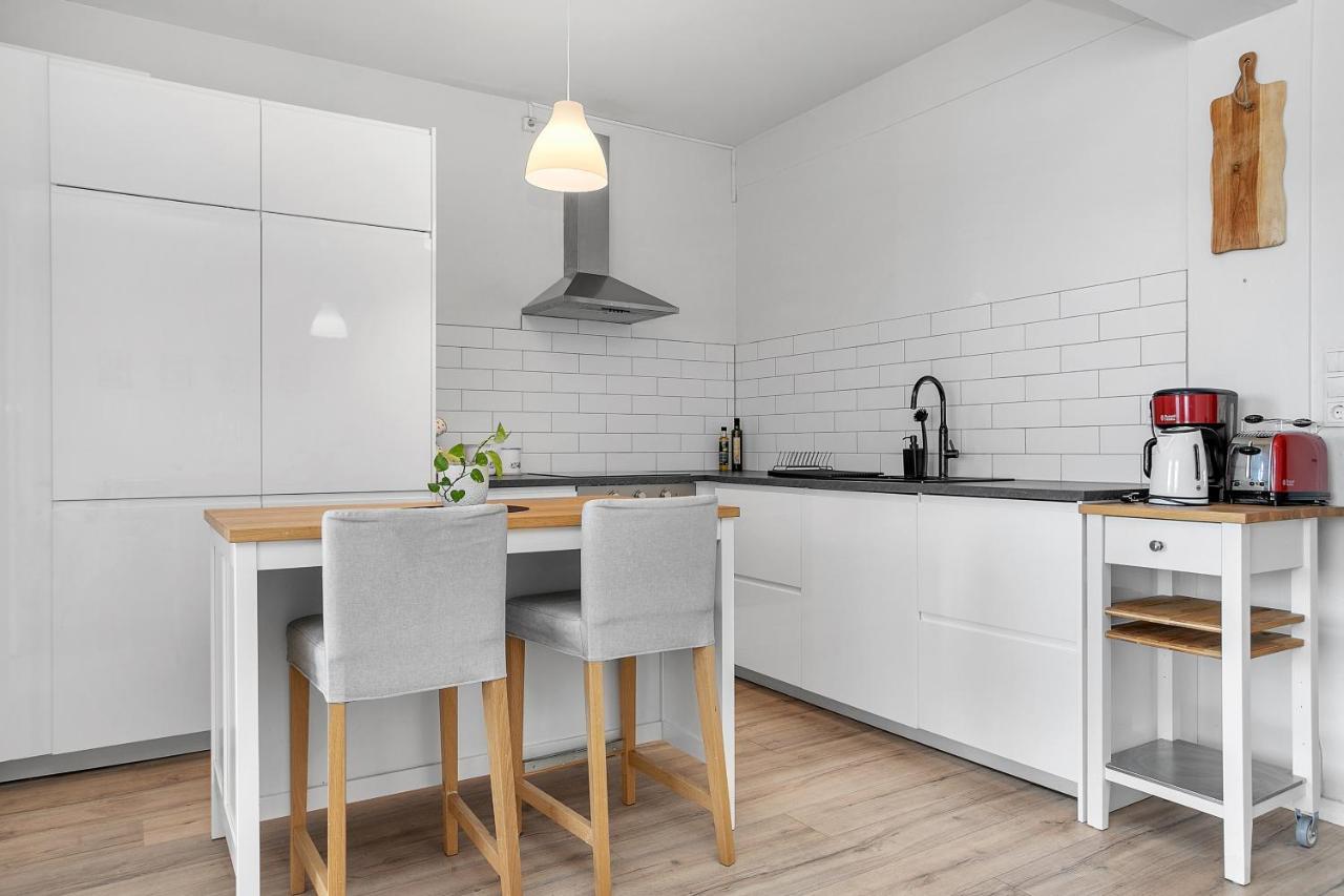 V53 Lovely 2 Bedroom In