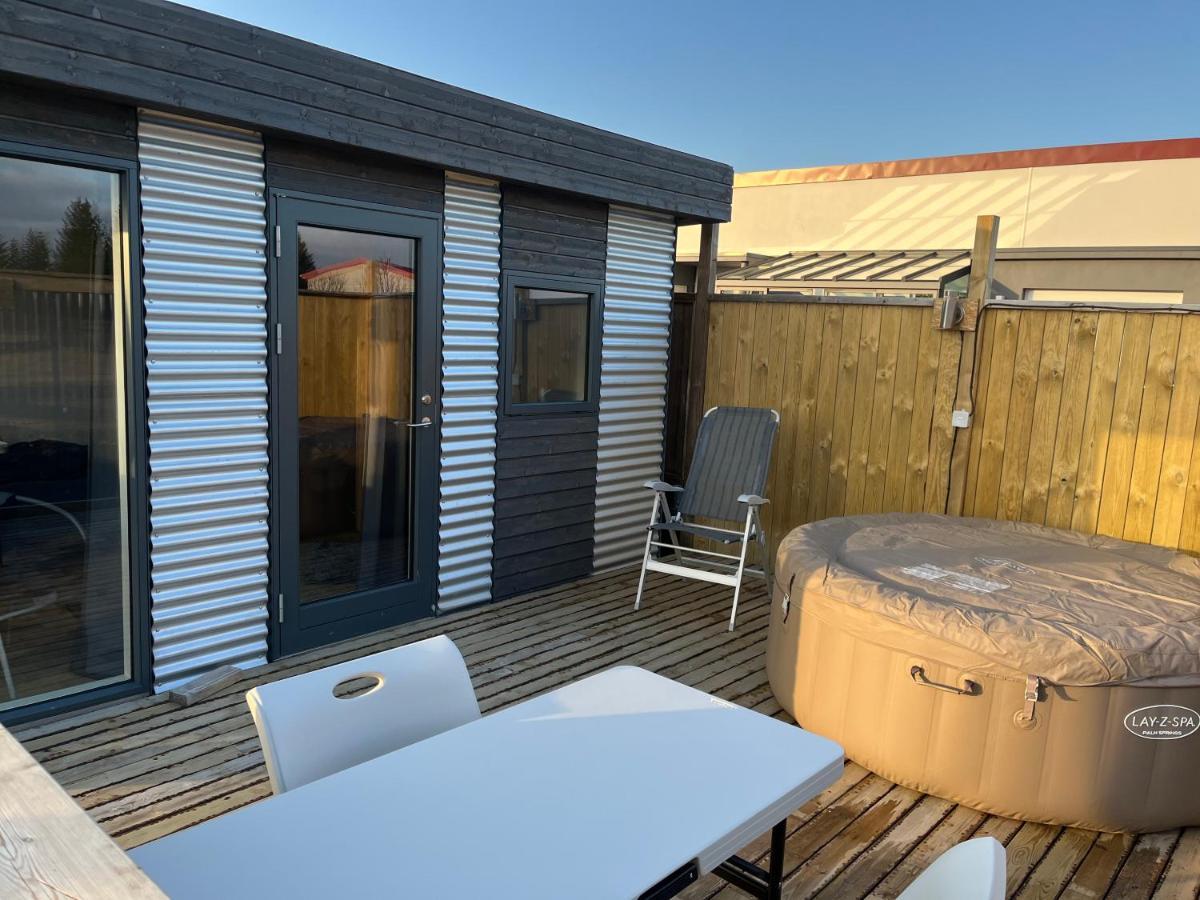 Vakantiehuis Adorable Tiny House In *