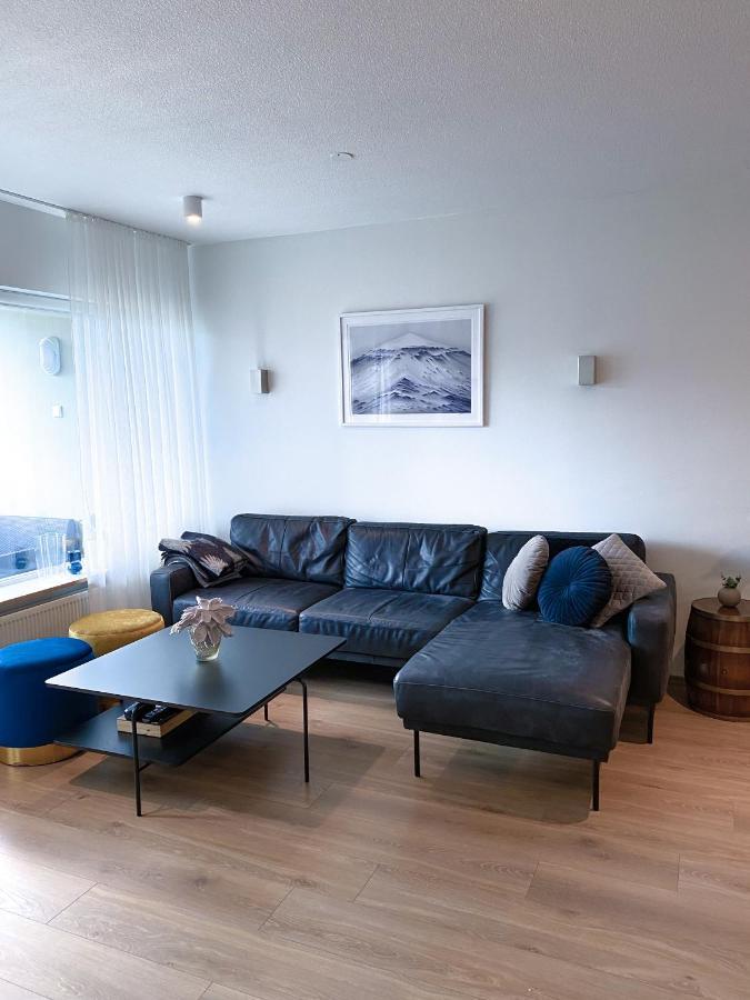 Apartment Lovely 2-bed With Everything You Need. *
