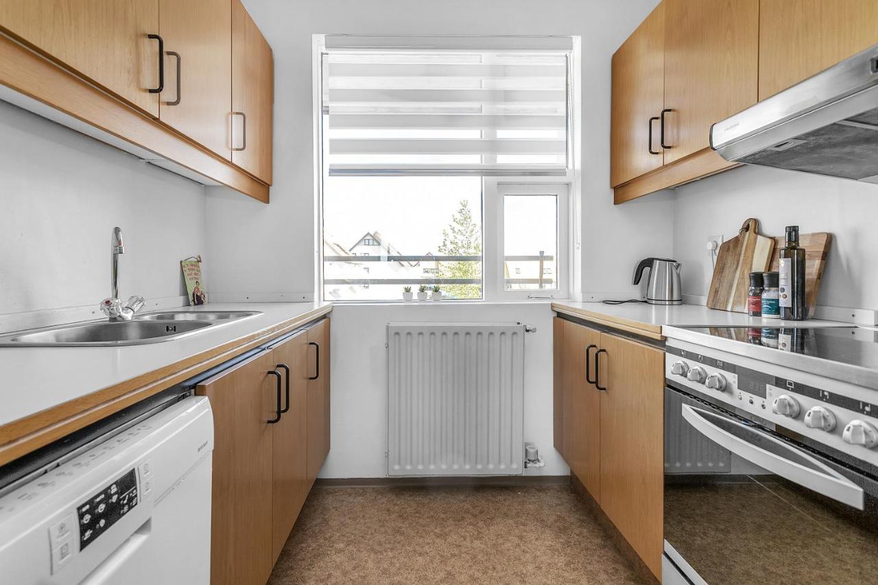 Charming, 2 Bedroom Seaside