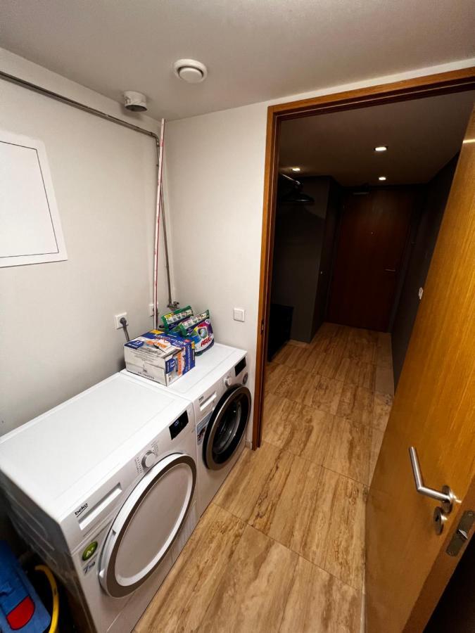Luxury's 3 Bedroom In Downtown Reykjavik