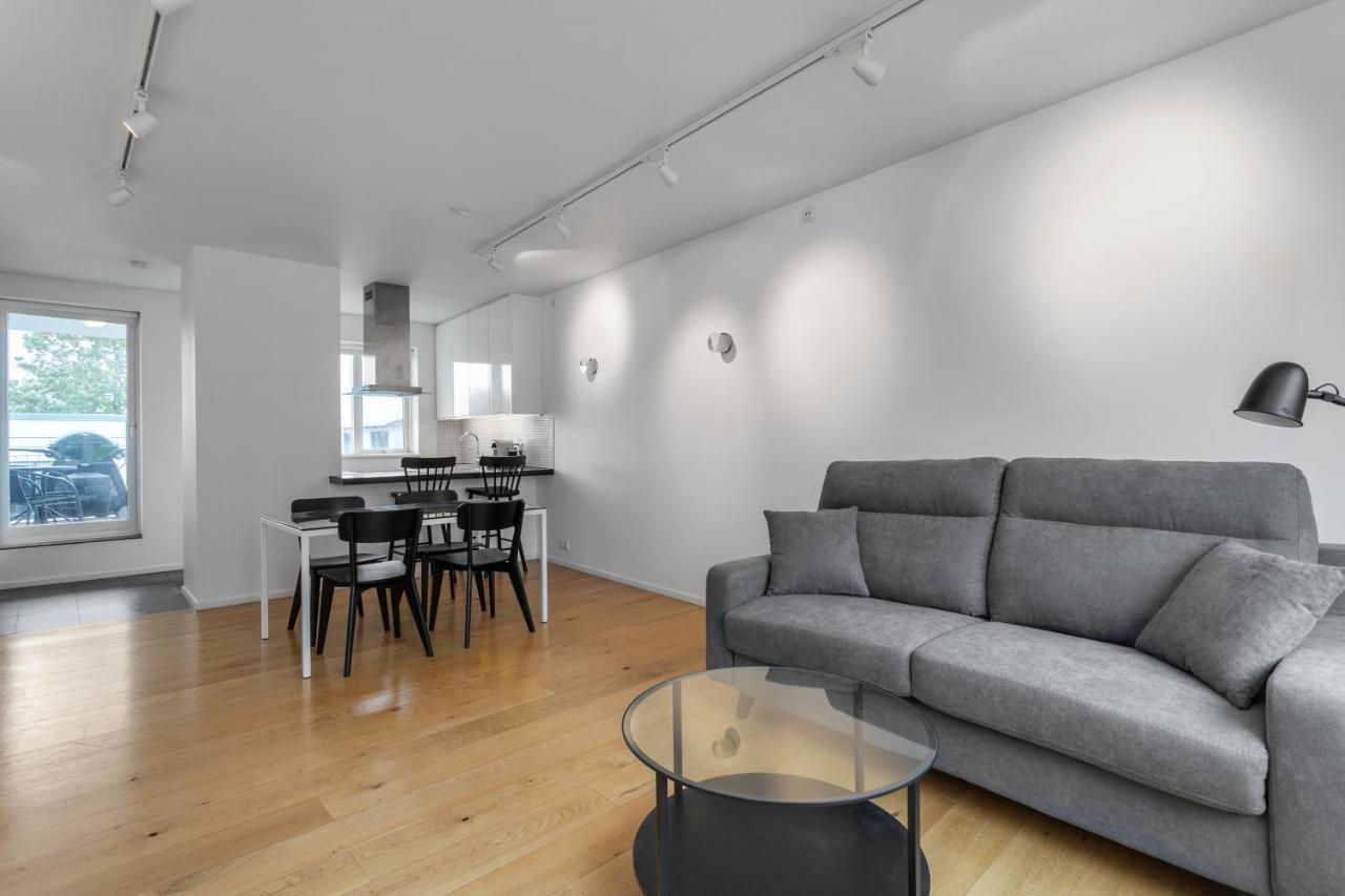 Lovely 1-bedroom Apt. - Ideal Location