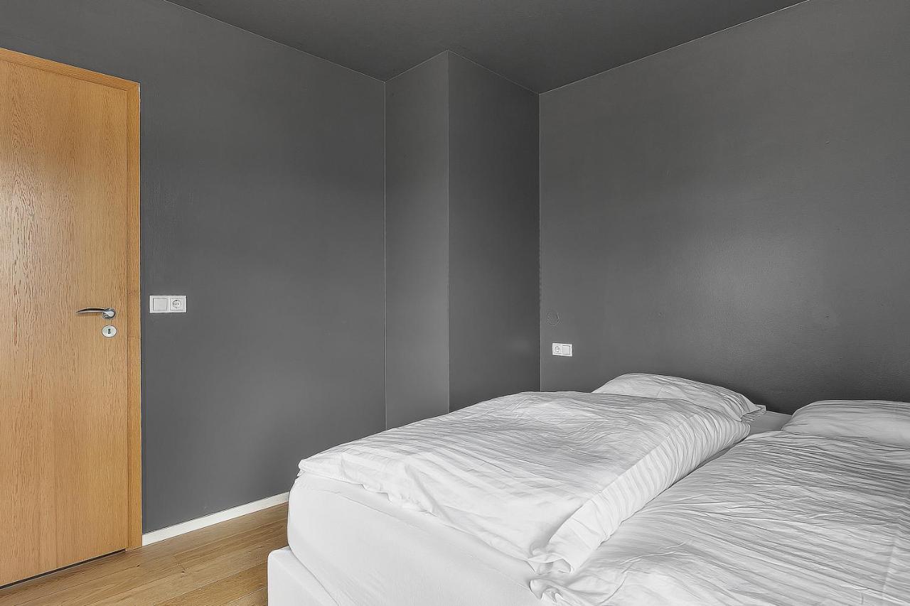 Lovely 1-bedroom Apt. - Ideal Location *
