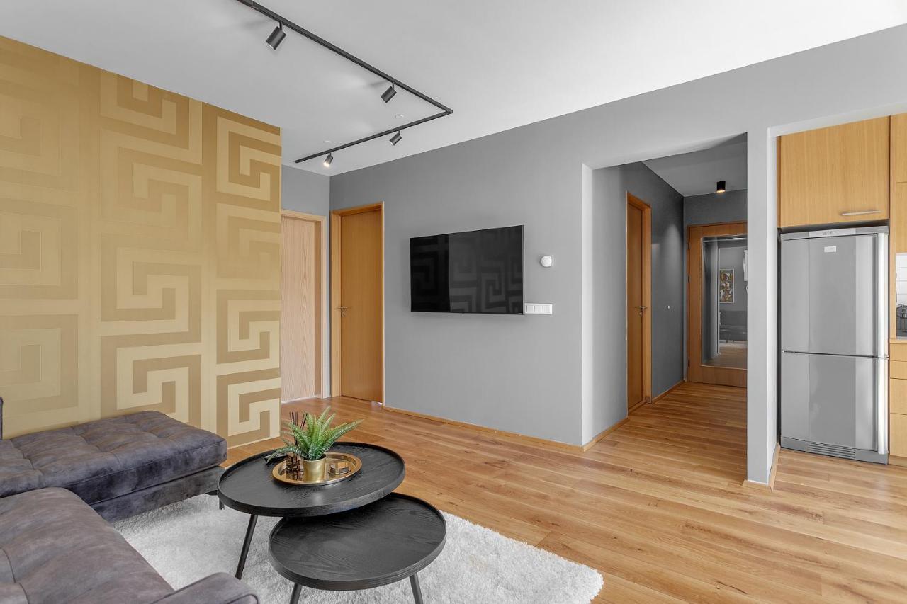 Luxury's 3 Bedroom In Downtown Apartment Reykjavik