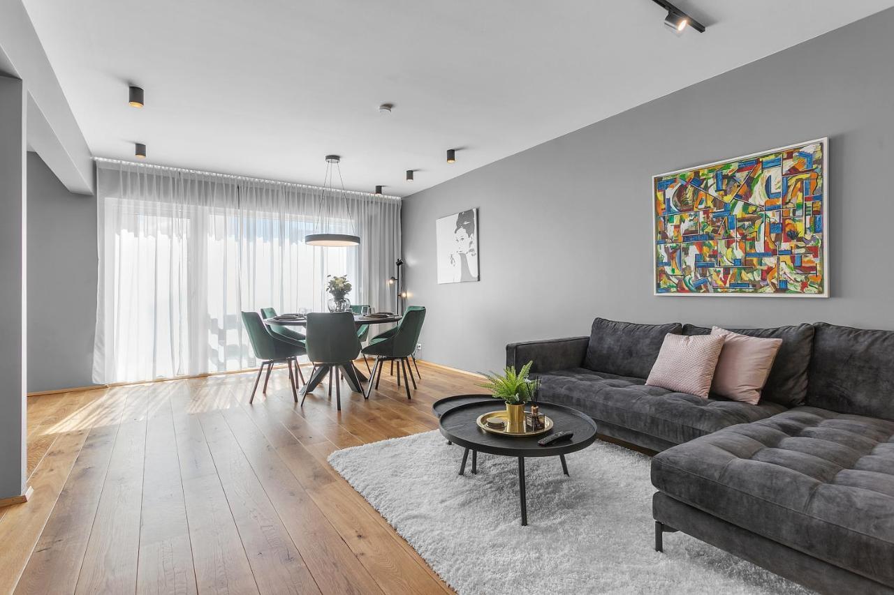 Luxury's 3 Bedroom In Downtown Reykjavik