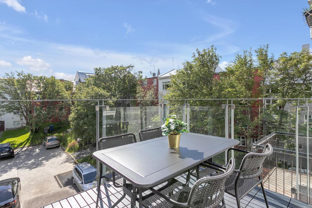 Luxury's 3 Bedroom In Downtown Reykjavik