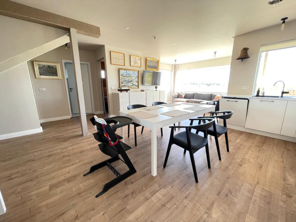 Cozy And Centrally Located In *