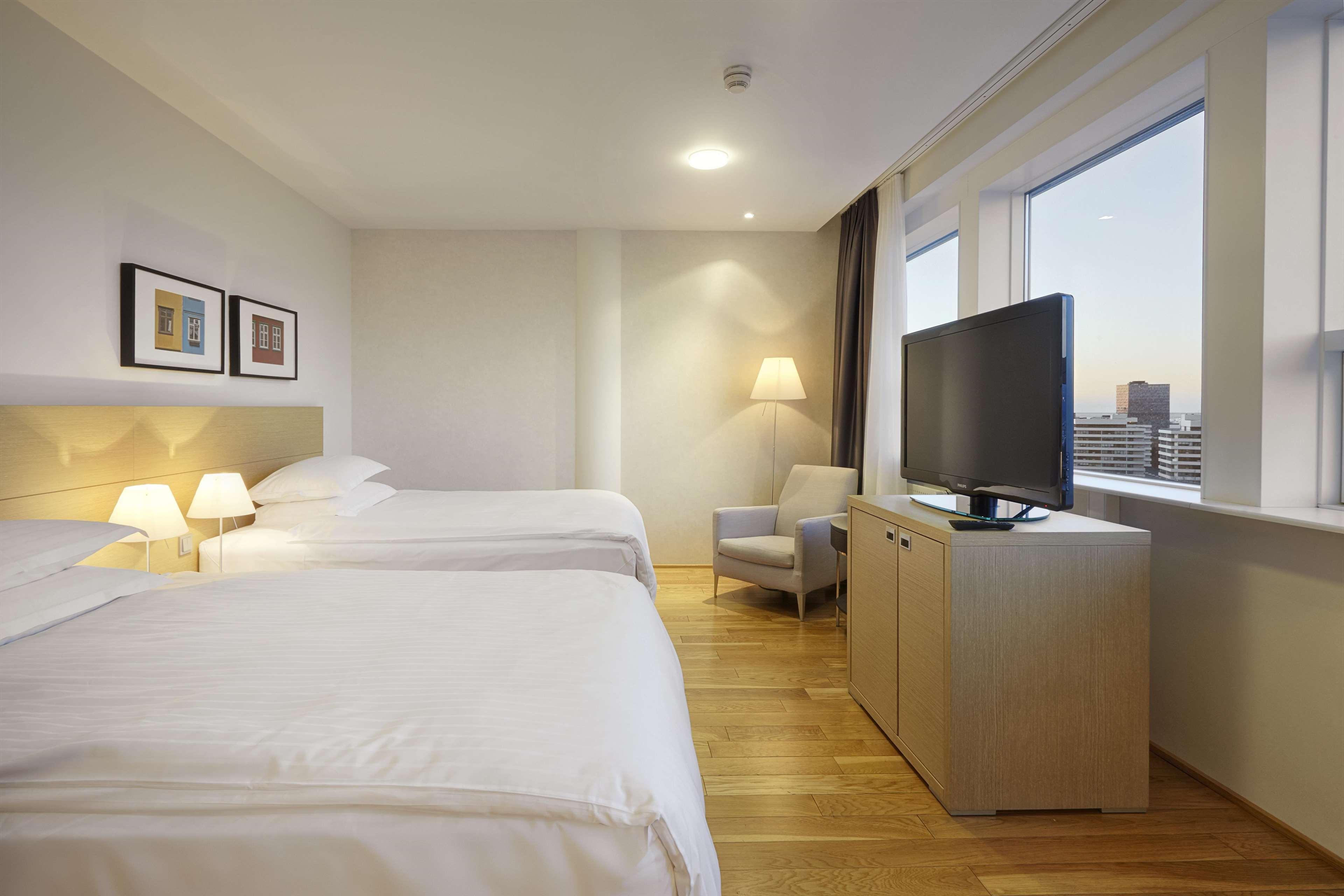 Hilton Nordica Hotel 4*