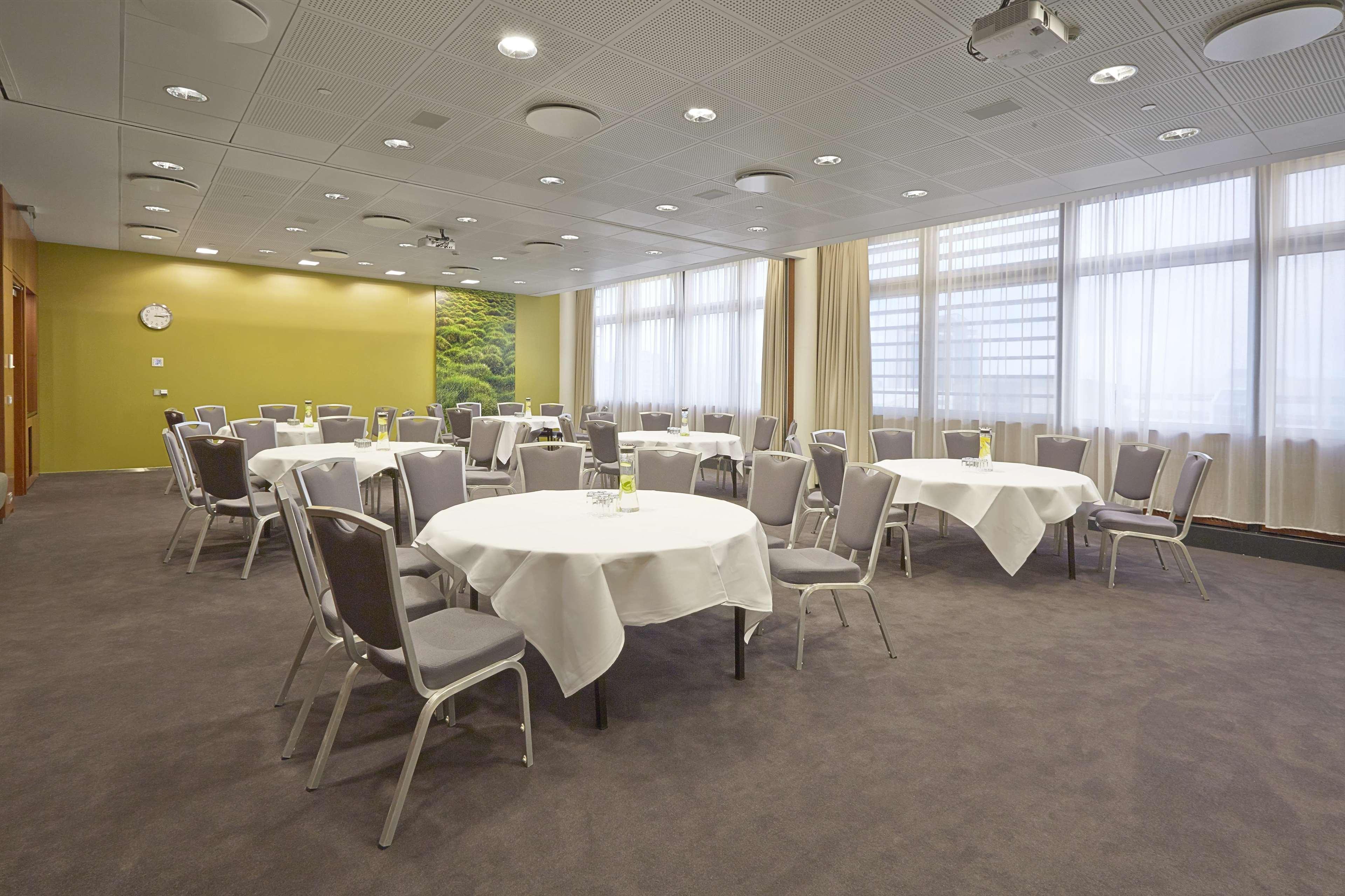Hilton Nordica 4*