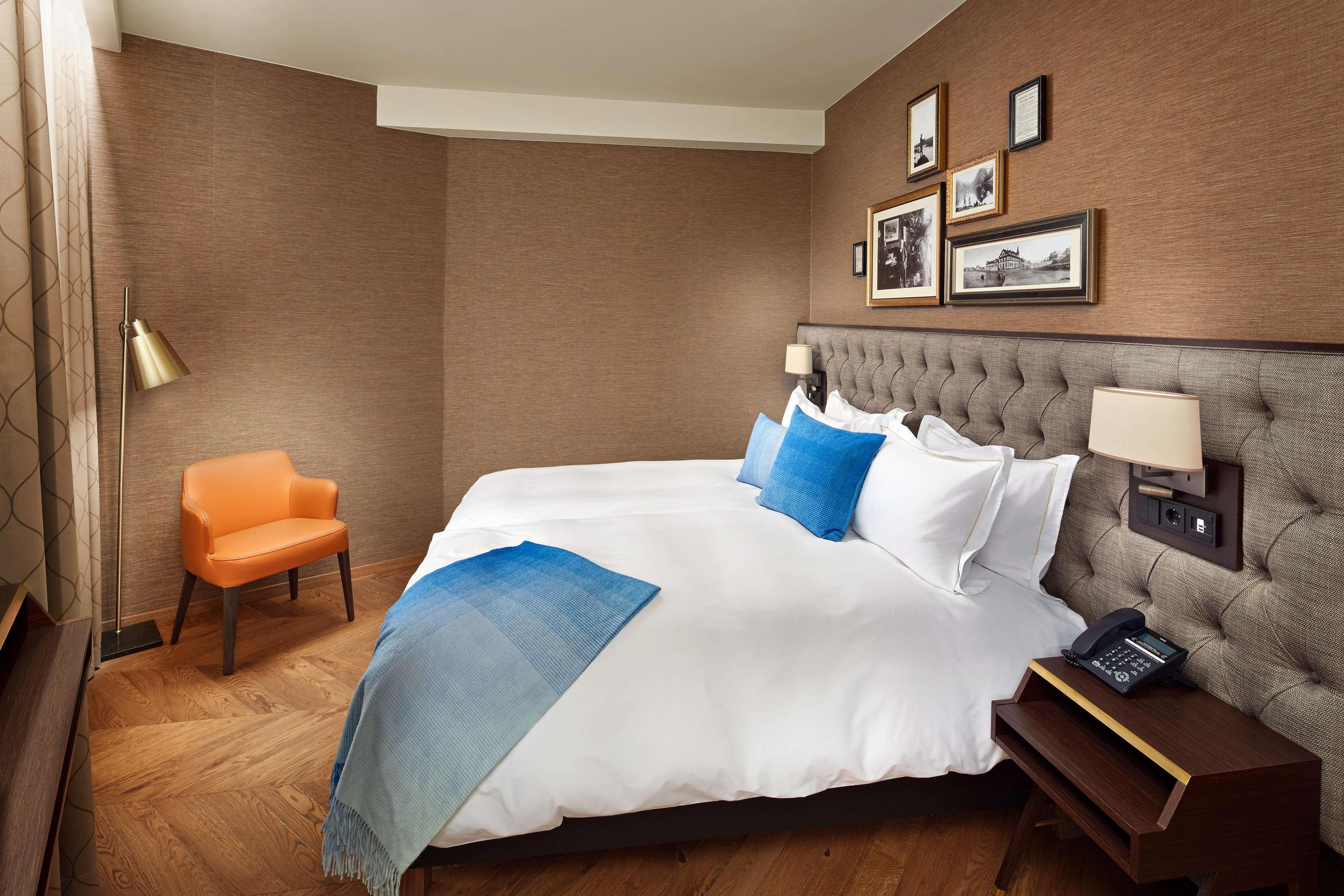 Konsulat Hotel, Curio Collection By Hilton