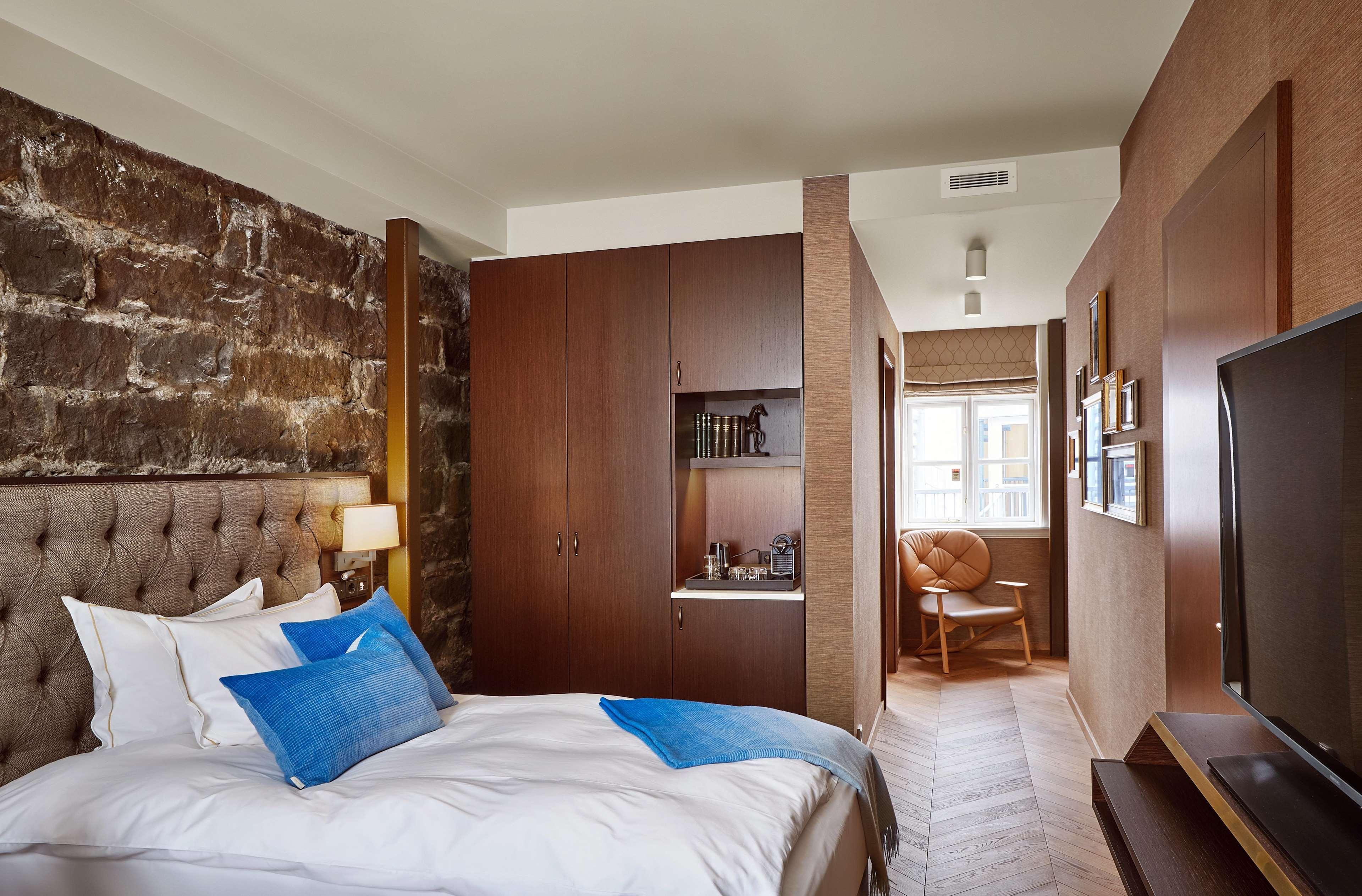 Konsulat Hotel, Curio Collection By Hilton 4*
