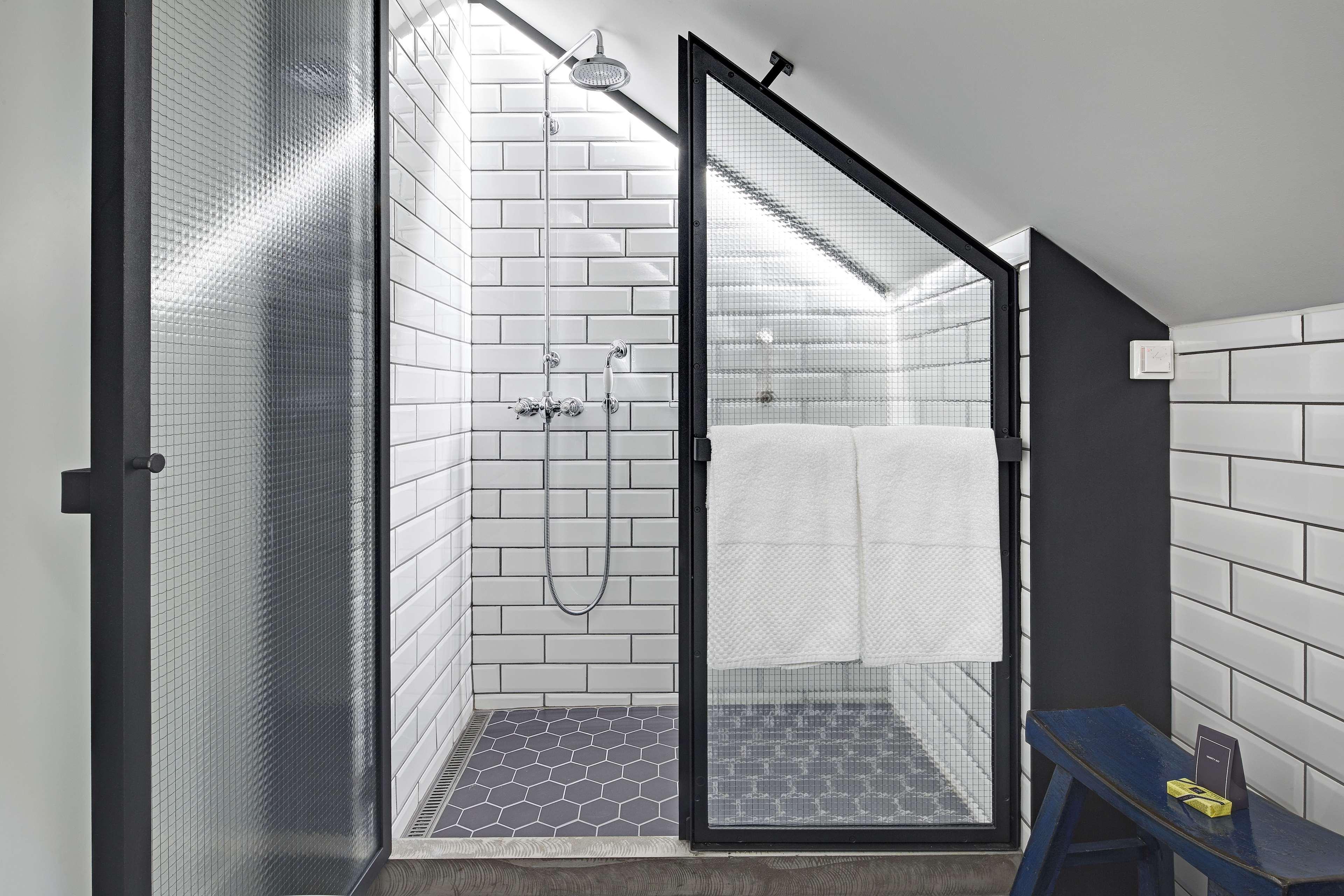 Canopy By Hilton City Centre Hotel 4*
