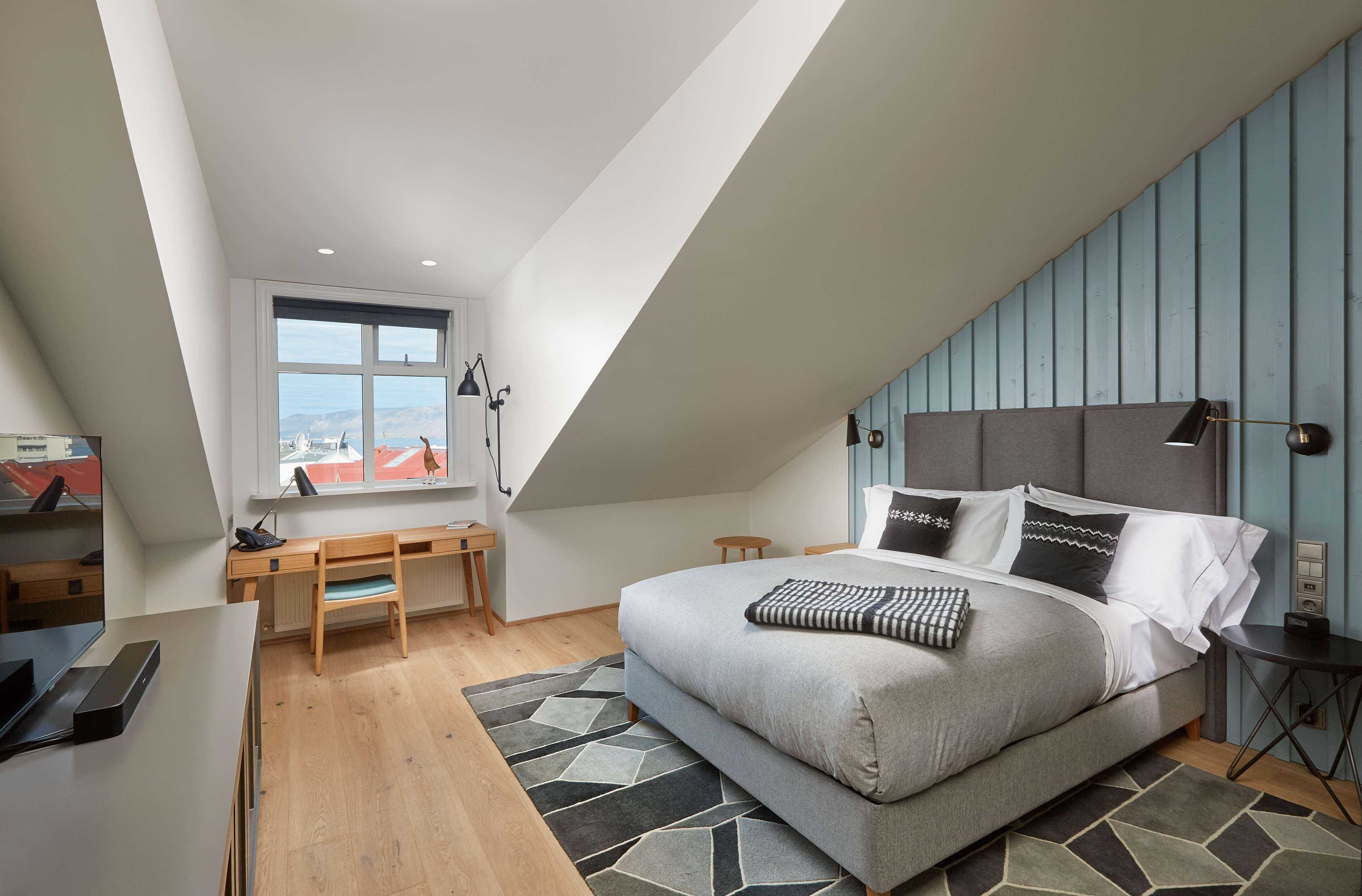 Hotel Canopy By Hilton City Centre 4*