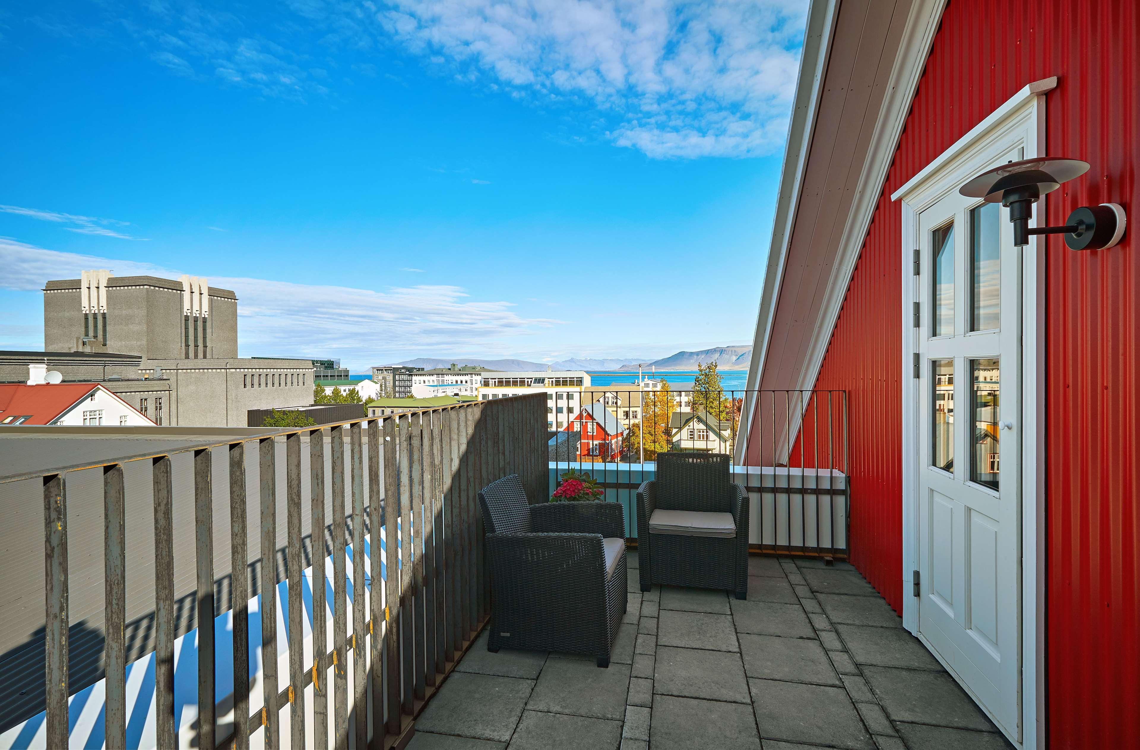 Canopy By Hilton City Centre 4*