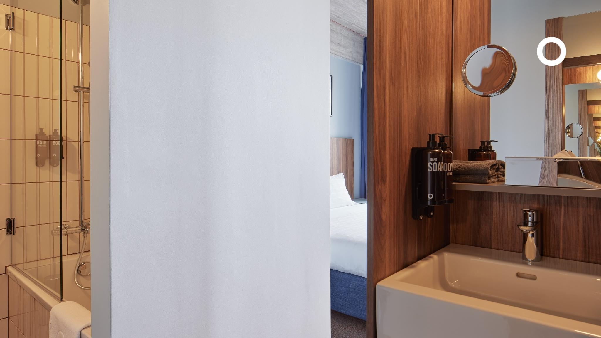 Grandi By Center Hotel