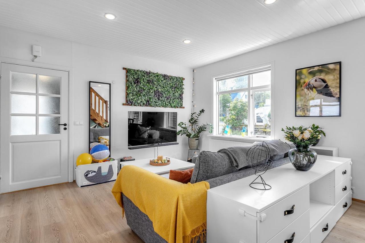 Cosy 3-bedroom Family Friendly Apartment Reykjavik