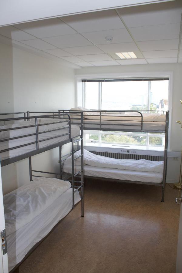 Hostel Baron's *