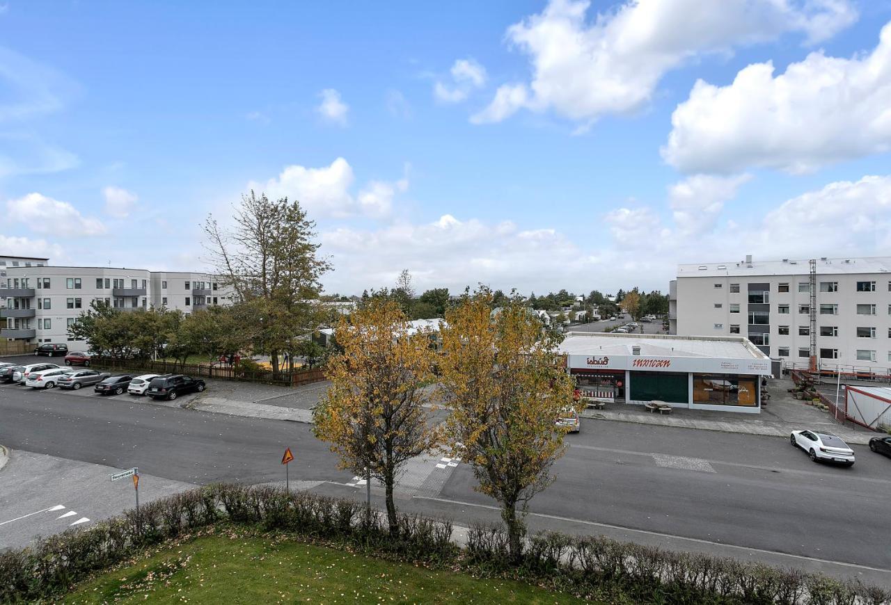 Lovely 3-bedroom - Great Location *