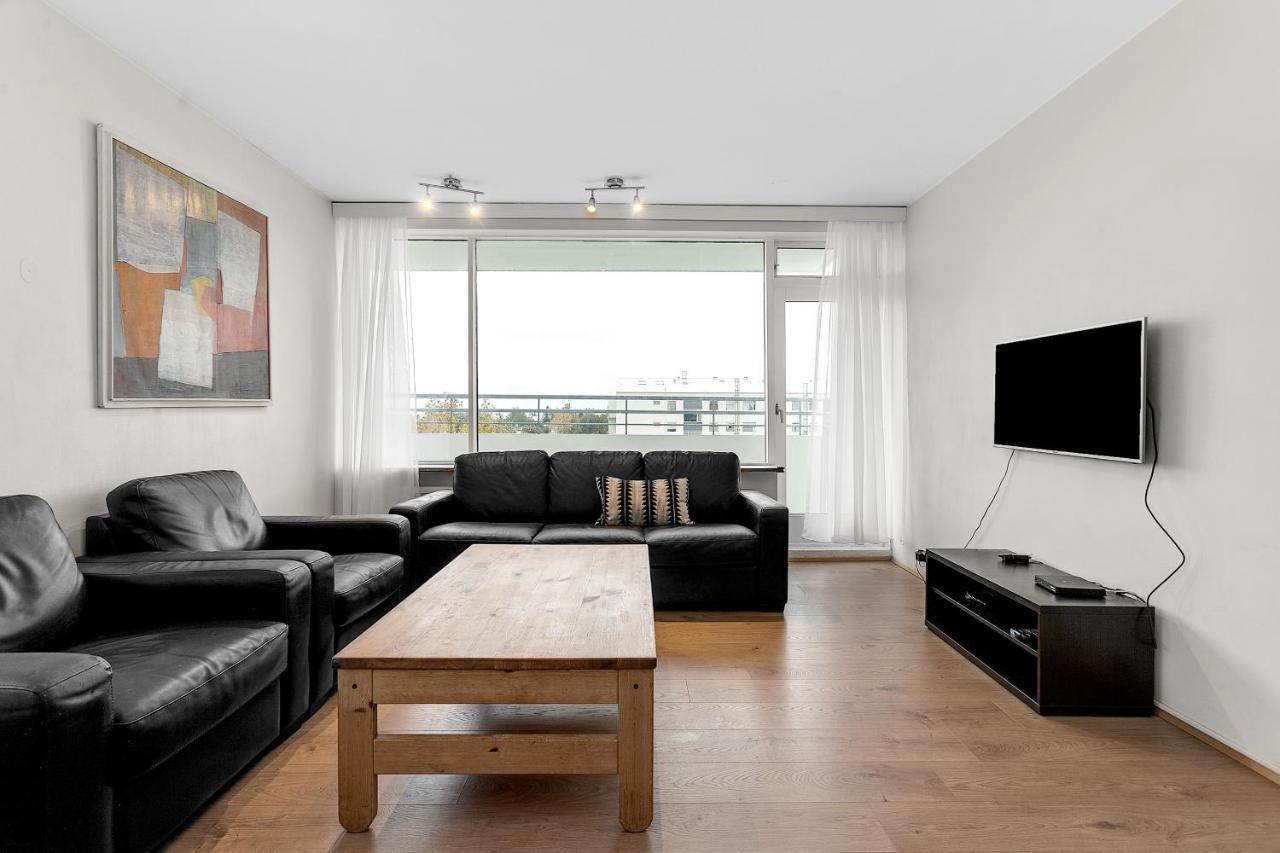 Lovely 3-bedroom - Great Location Apartment