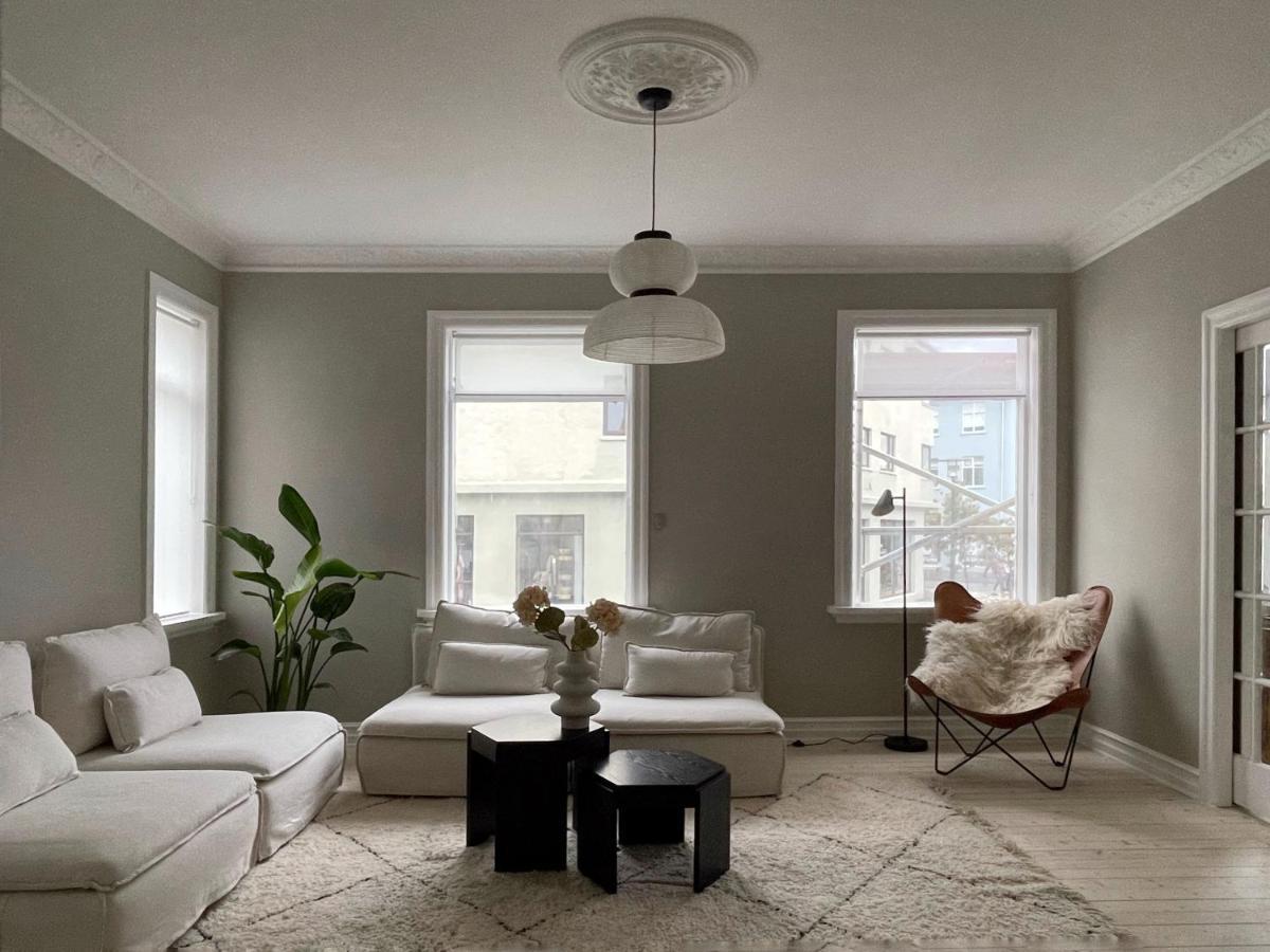 Apartment Design In The Heart Of *