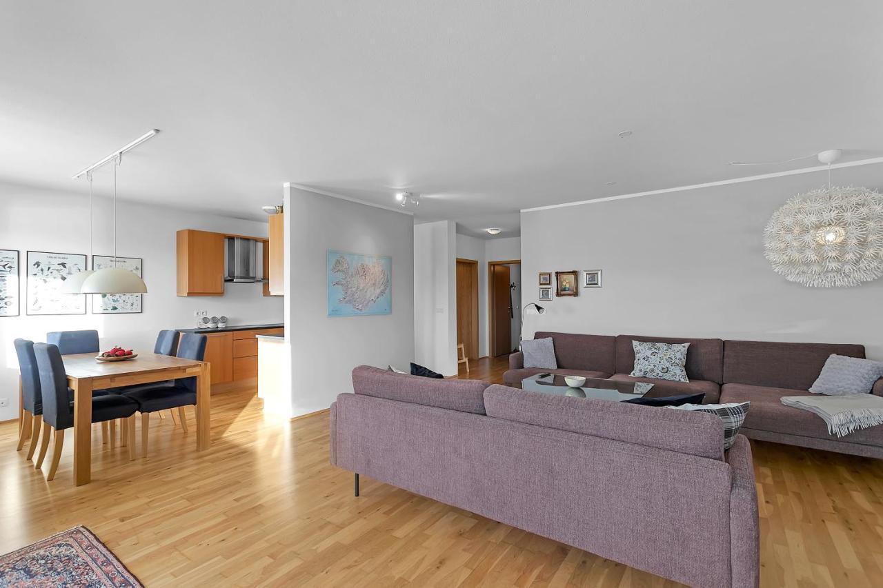 Lovely 3-bedroom *