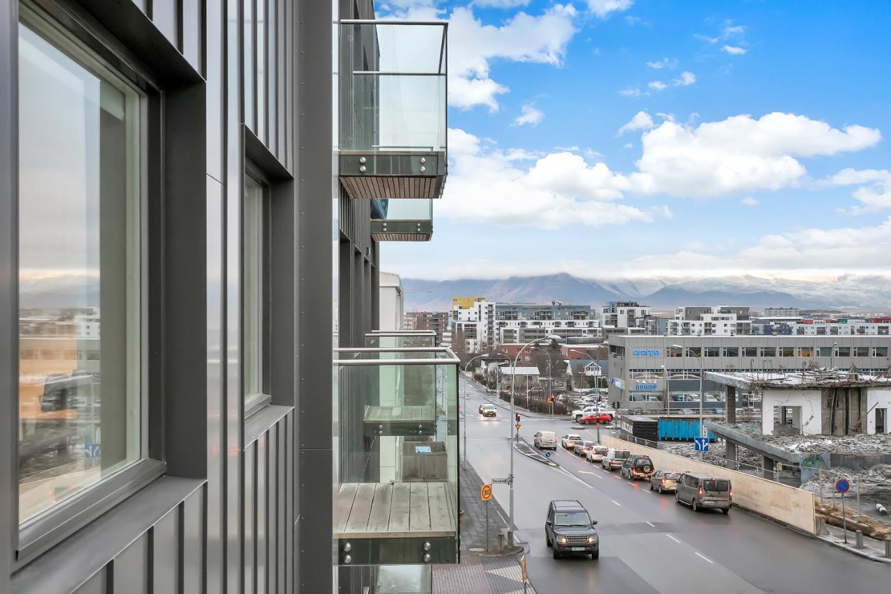 Sunny Central Apartment