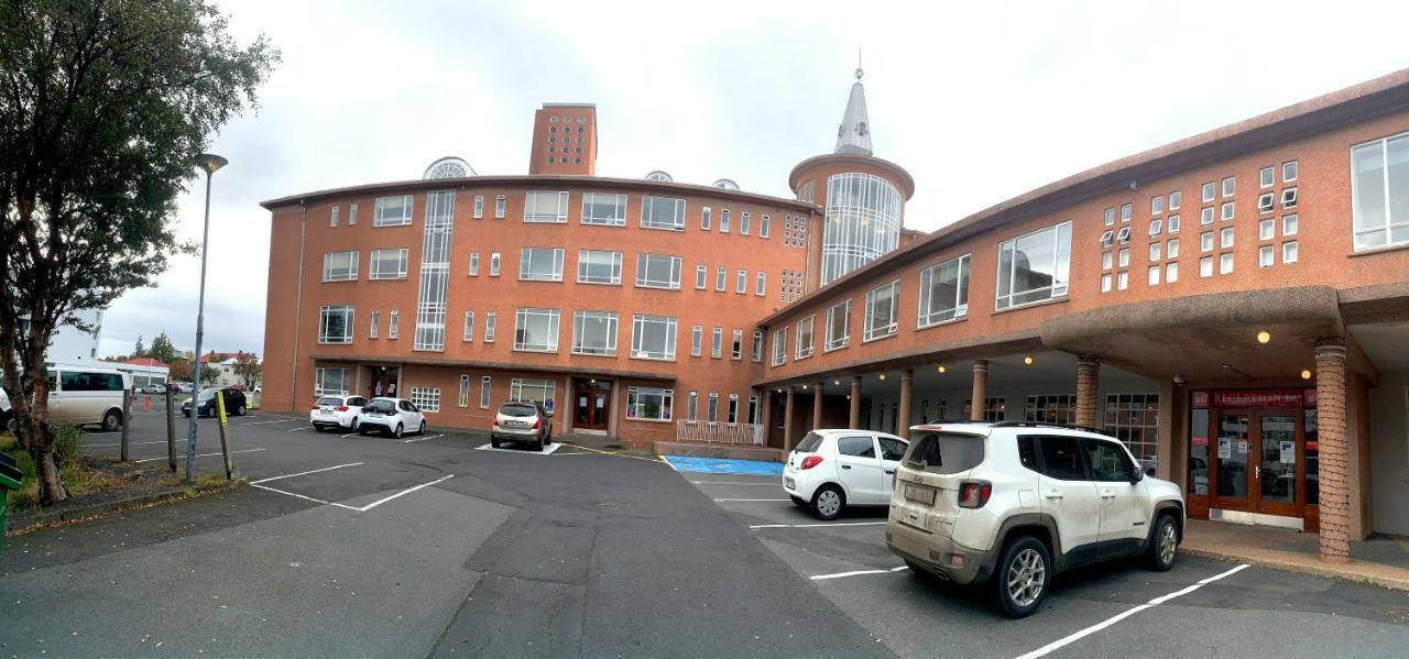 Hostel Baron's *