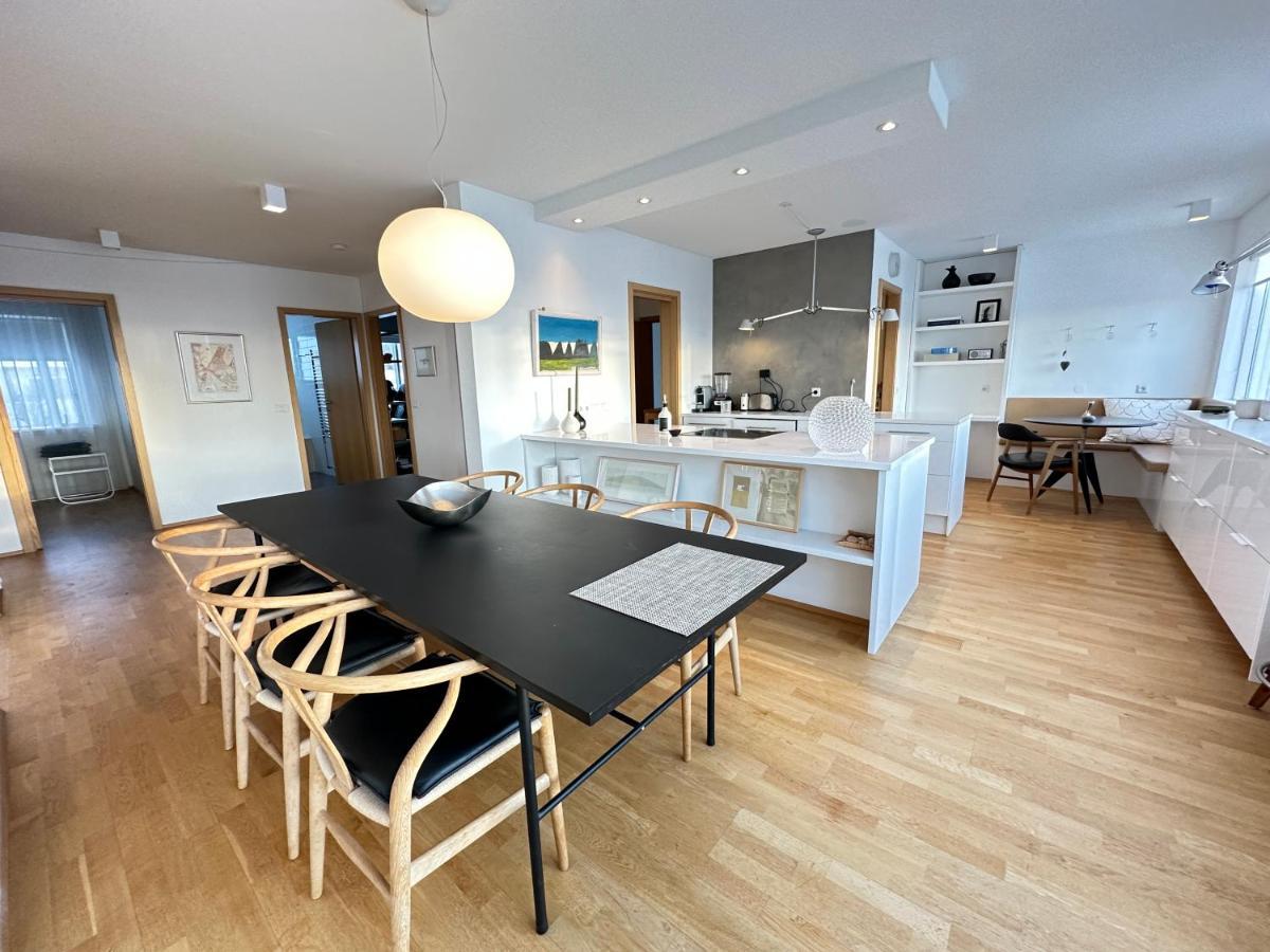 Modern And Centrally Located 3bedr In Apartment Reykjavík