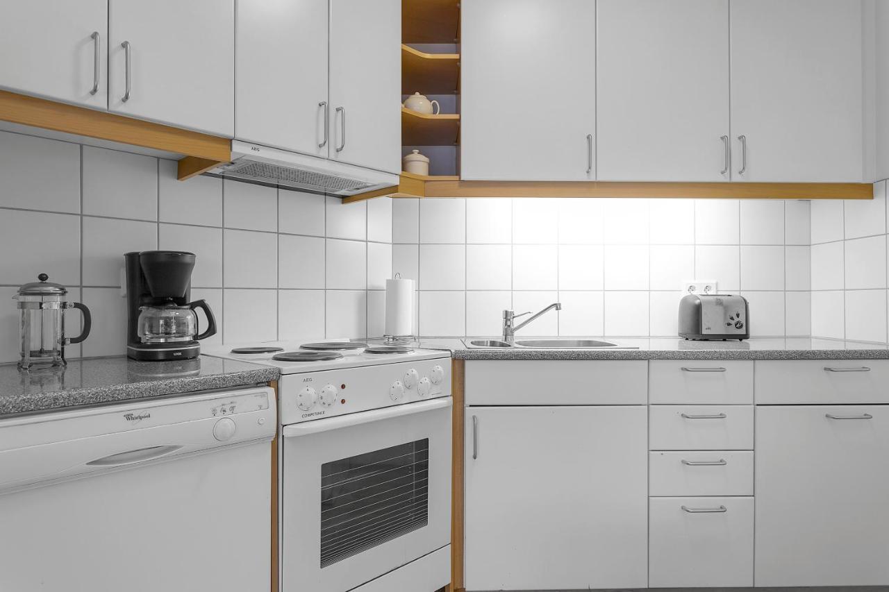 Charming One-bedroom Apartamento