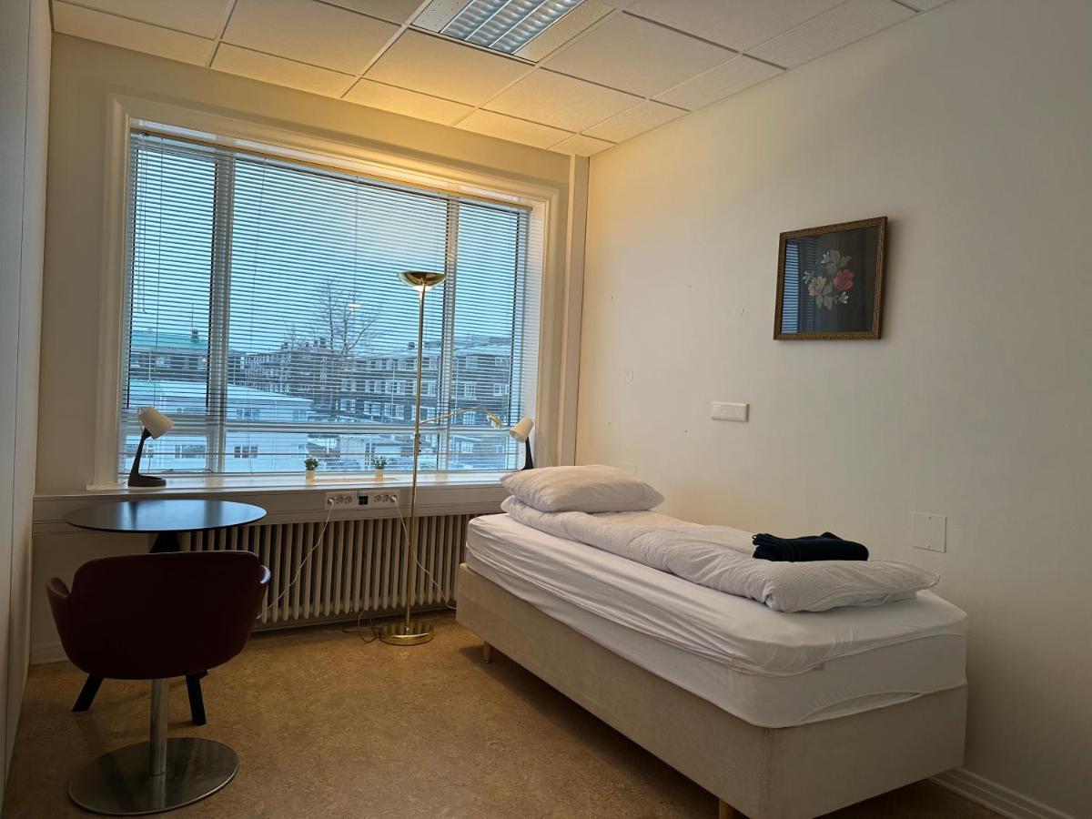 Baron's Hostel *