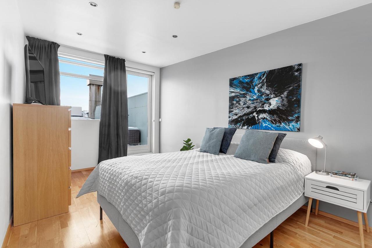 Cozy 1-bedroom In Downtown Apartment *