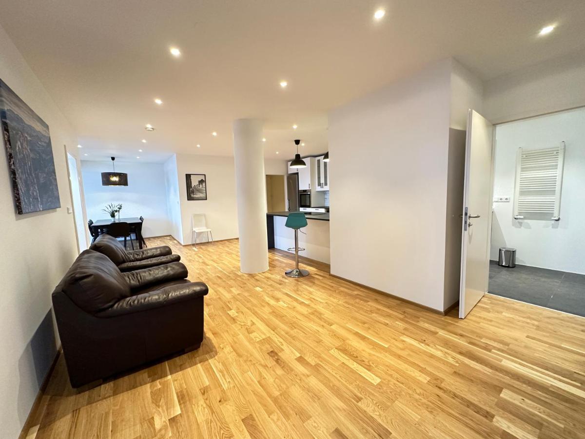 Modern And Spacious 4br Apartment,only 3 Km Drive From Downtown Reykjavik