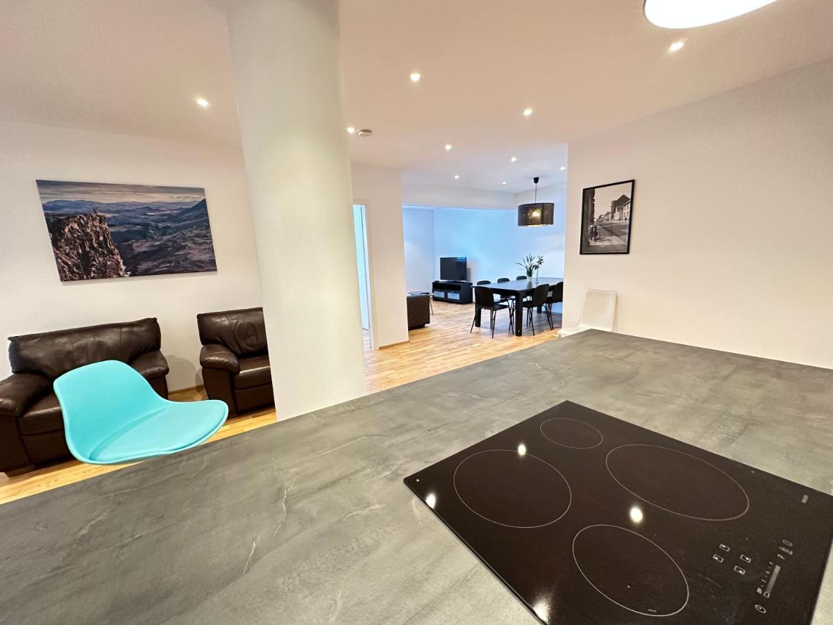 Modern And Spacious 4br Apartment,only 3 Km Drive From Downtown * Reykjavik