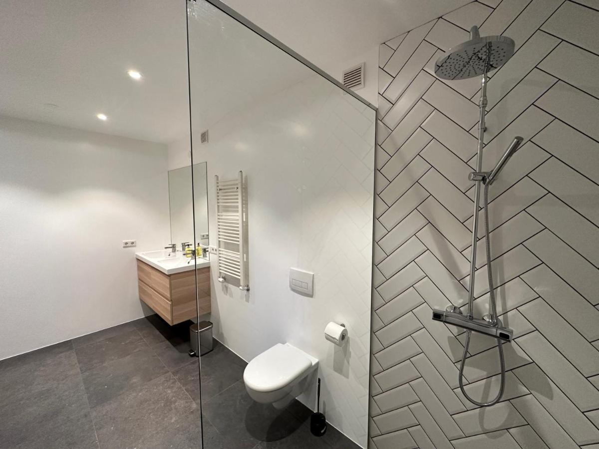 Modern And Spacious 4br Apartment,only 3 Km Drive From Downtown * Reykjavik