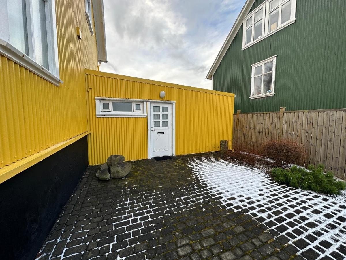 An Elegant In - Great Location *