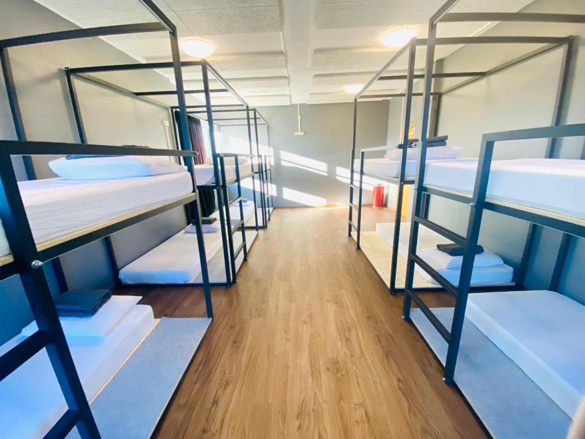 Hostel Bus