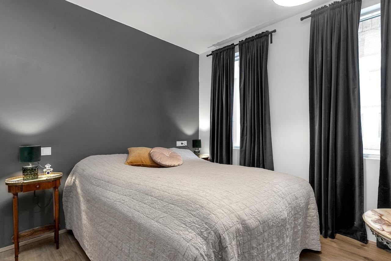 Stylish By The Sea Apartment