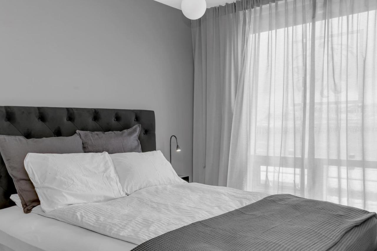 With Ocean View Apartment *
