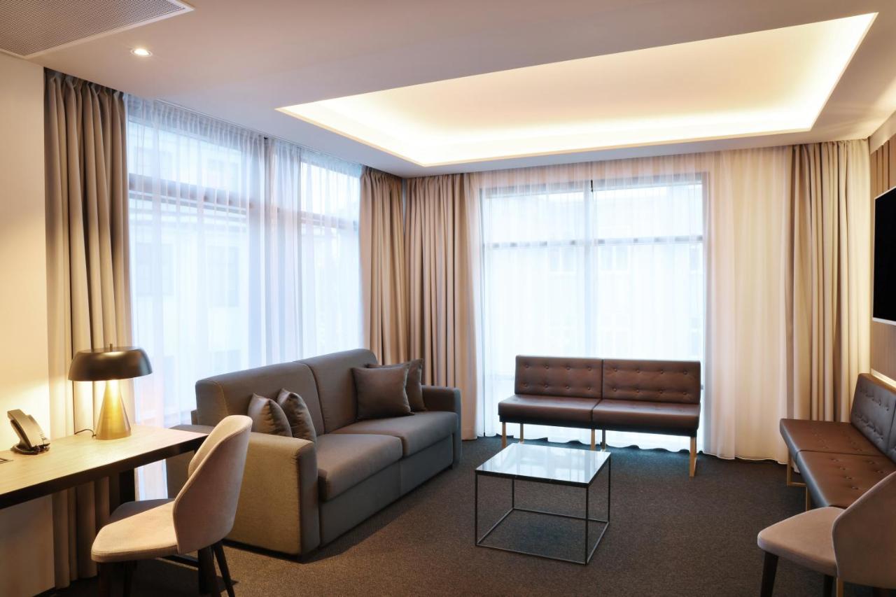 Hotel Saga