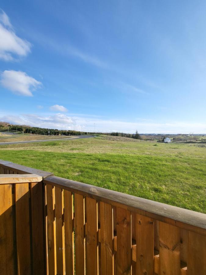 Cozy 2 - Bedroom In Amazing Location. *
