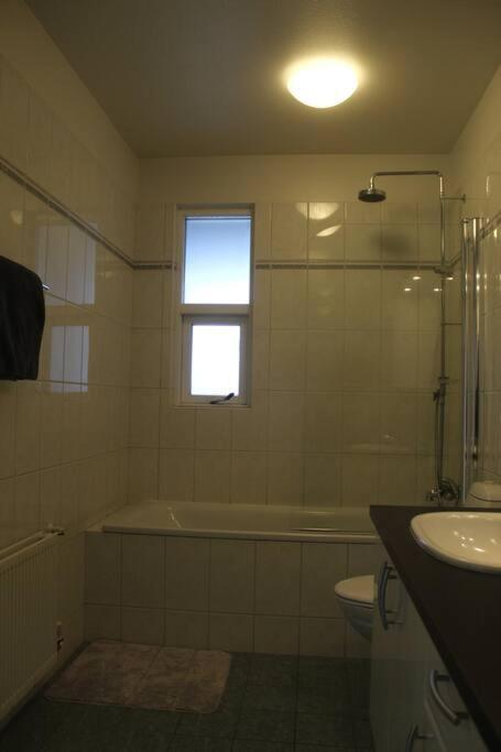 Charming 1br Apt Convenient Apartamento Reiquiavique
