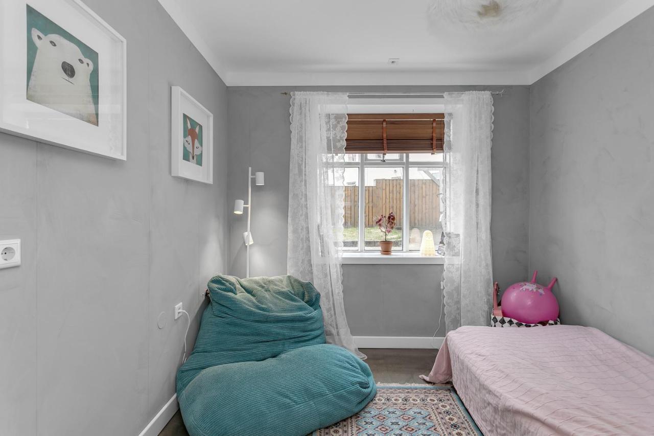 Appartement Spacious, Cozy & Family Friendly House *
