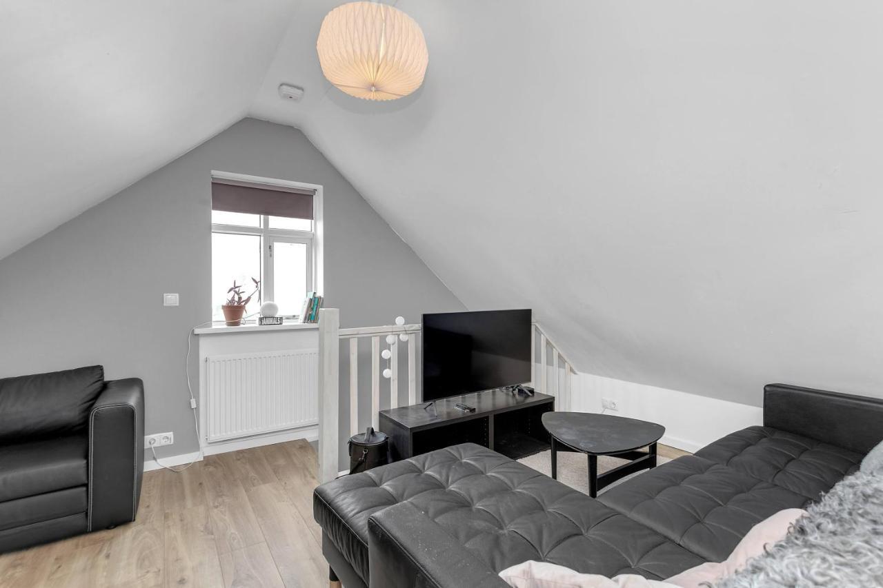 Spacious, Cozy & Family Friendly House Appartement *