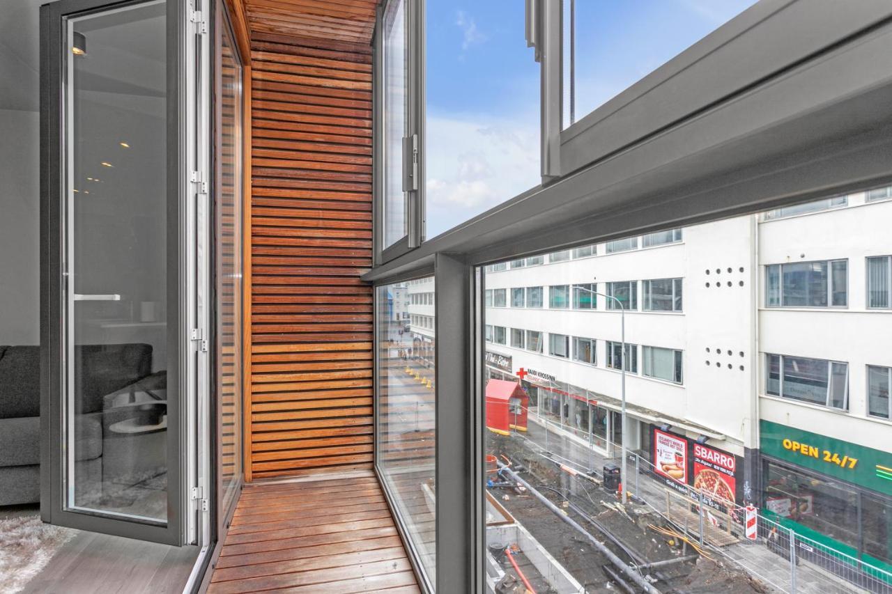 Modern, Stylish & Comfortable Apartment *
